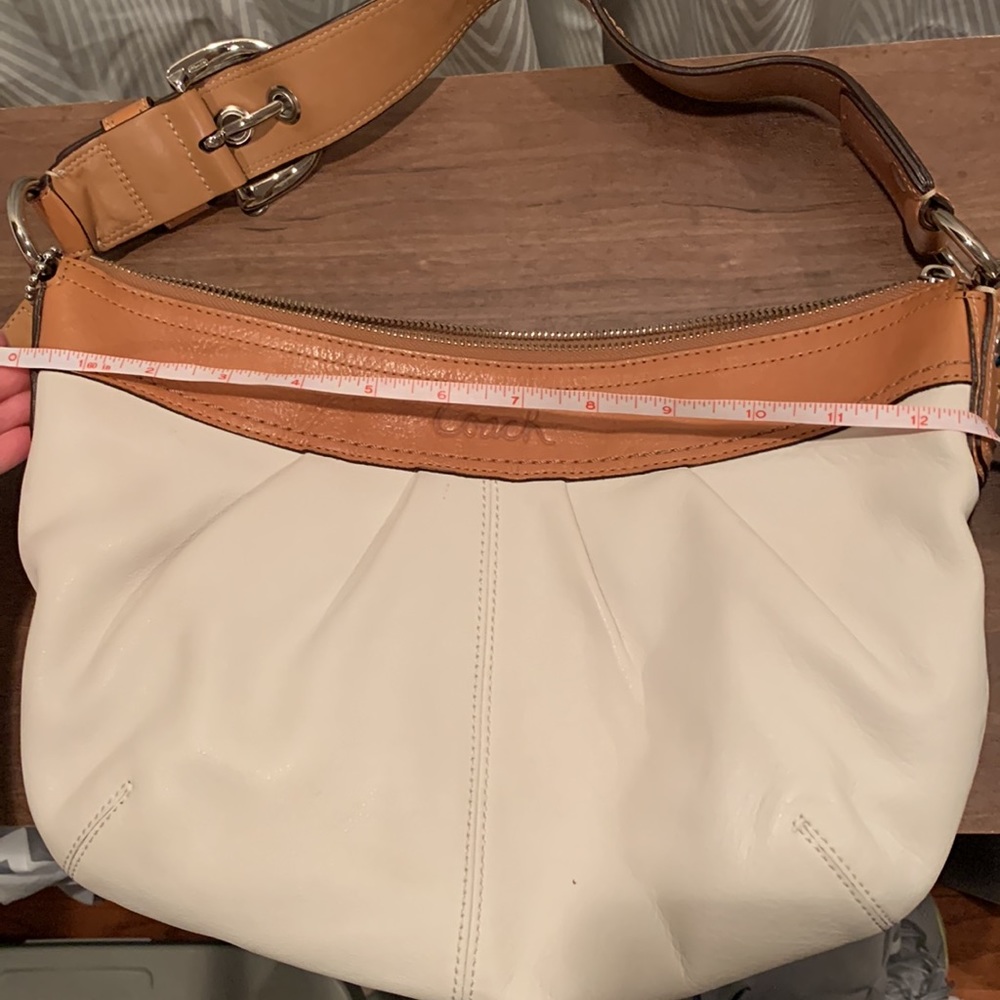 White and tan leather coach hobo purse - Picture 5 of 6